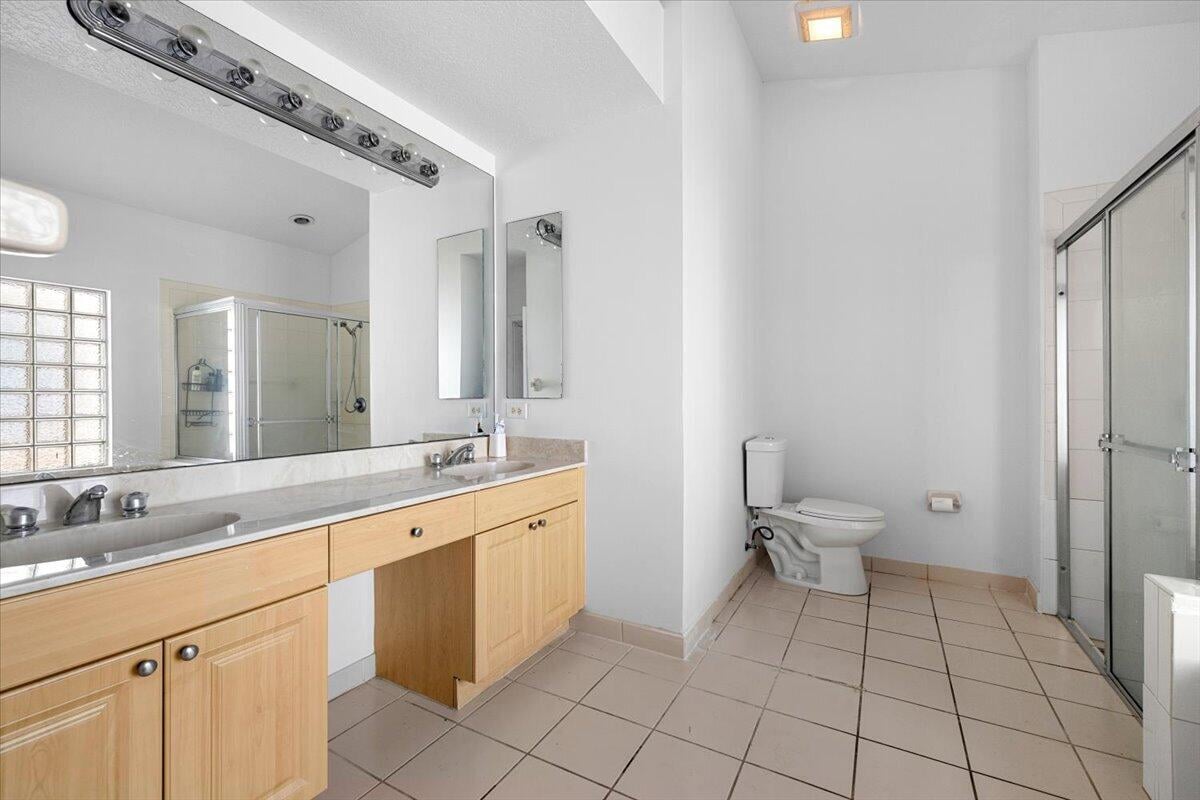 Residence photo 30
