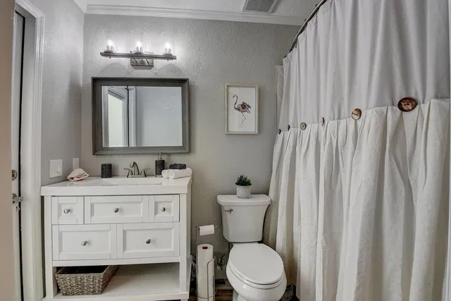Residence photo 24