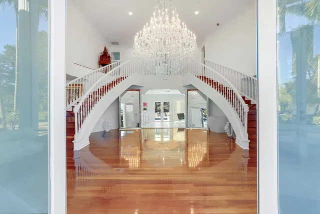 Residence photo 5