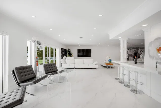 Residence photo 15