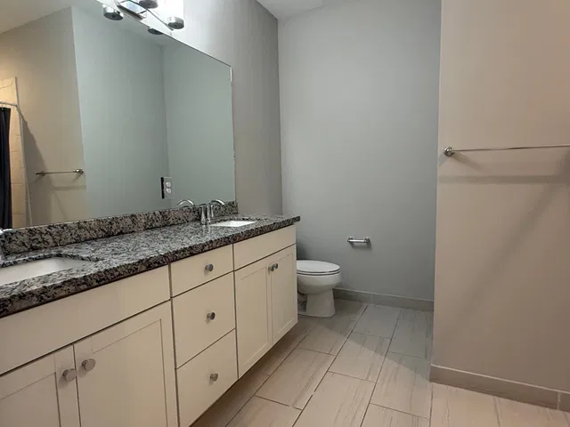 Residence photo 17