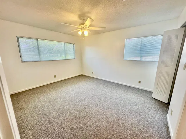 Unit 101 photo 26