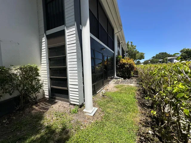 Unit 101 photo 39