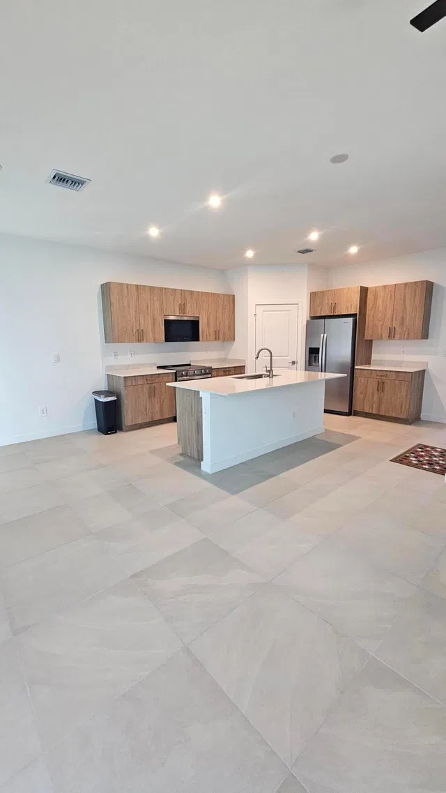 Residence photo 4
