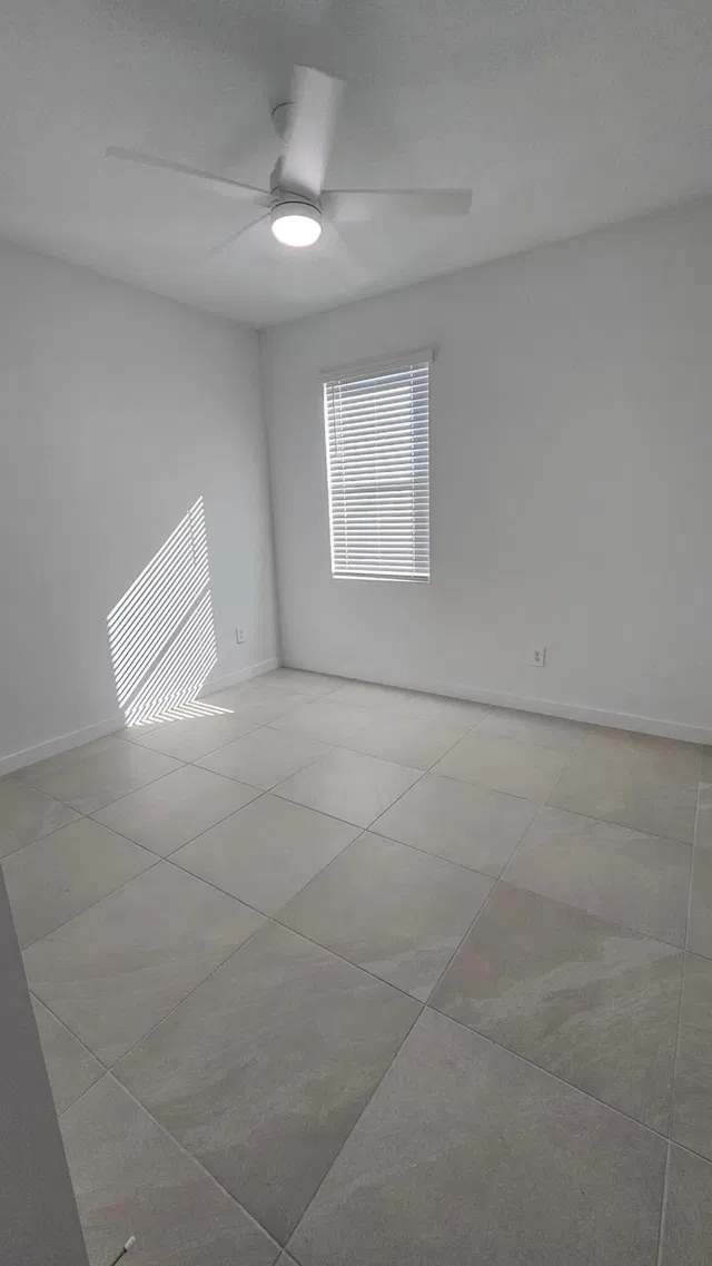 Residence photo 6