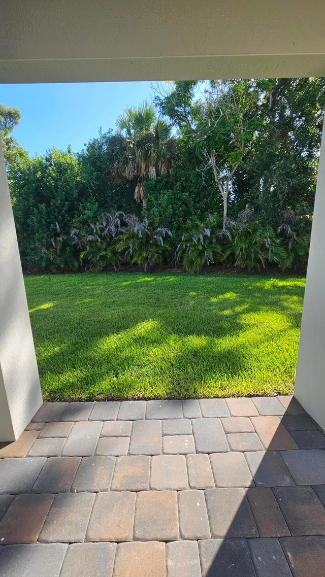 Residence photo 18