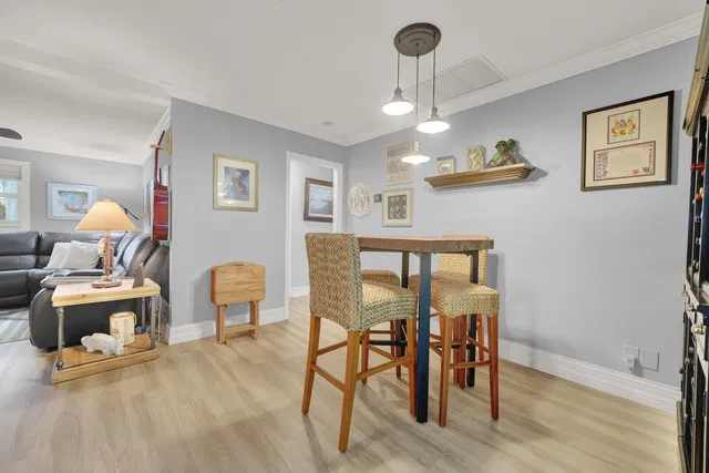  Residence photo 19