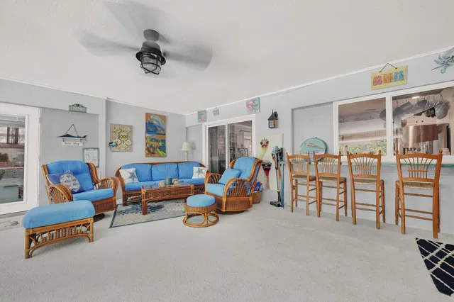  Residence photo 24
