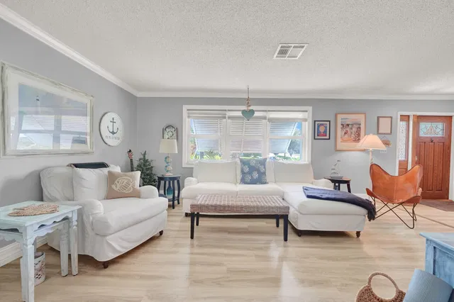  Residence photo 34