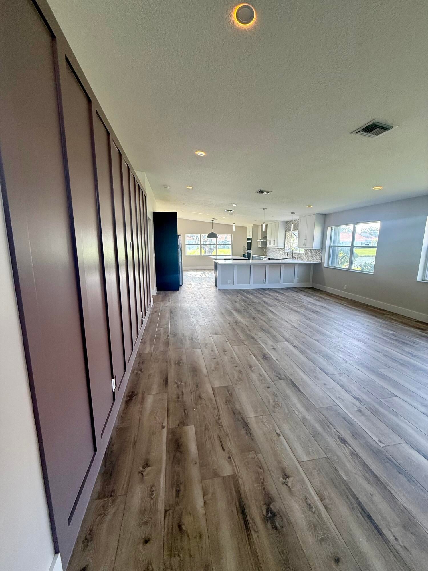 Residence photo 3