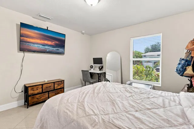 Residence photo 26