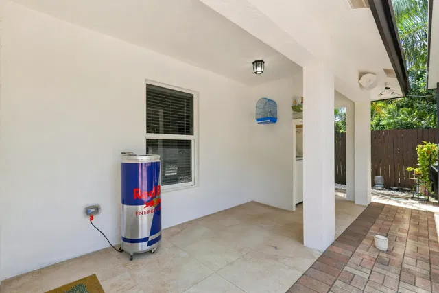 Residence photo 33
