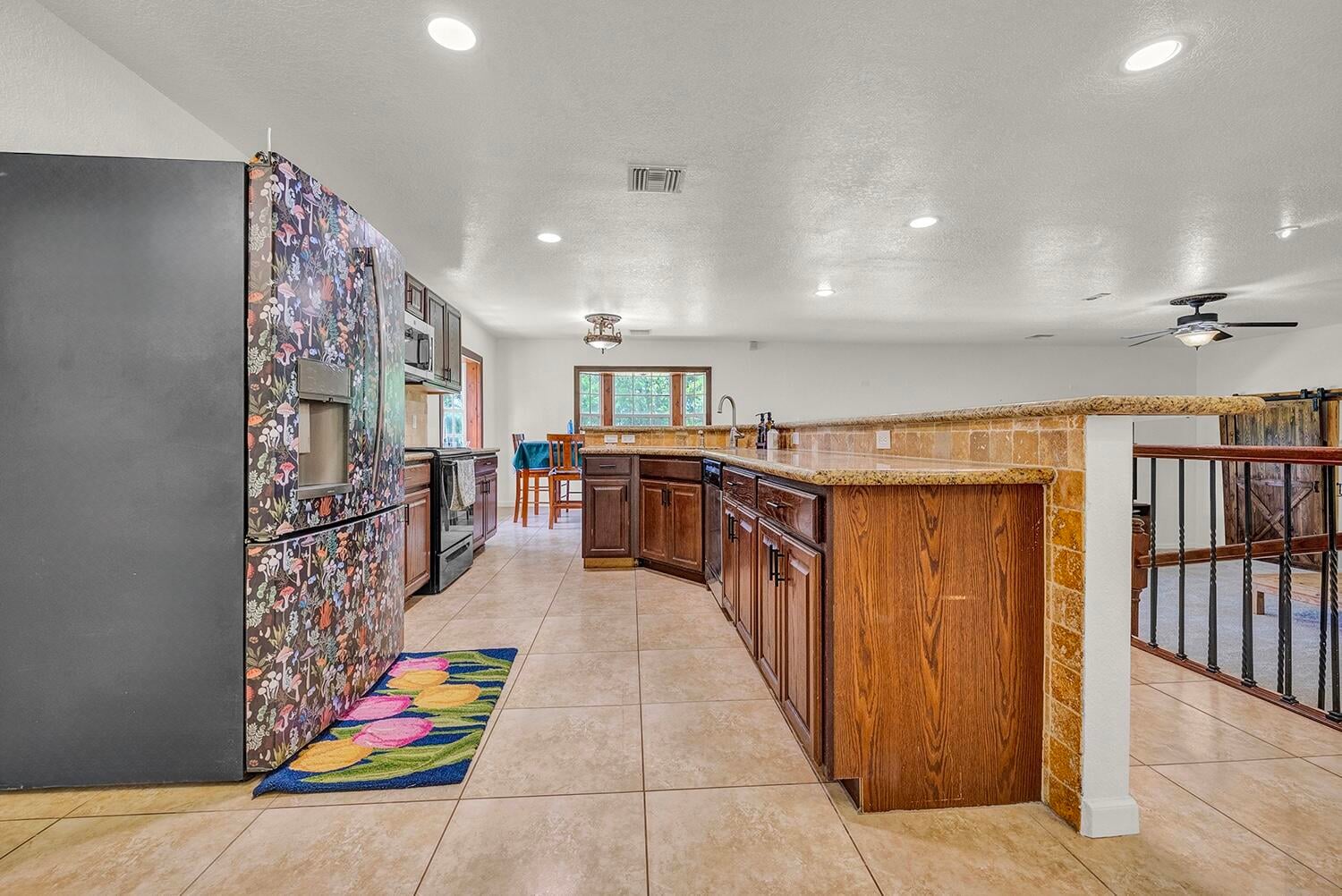 Residence photo 12