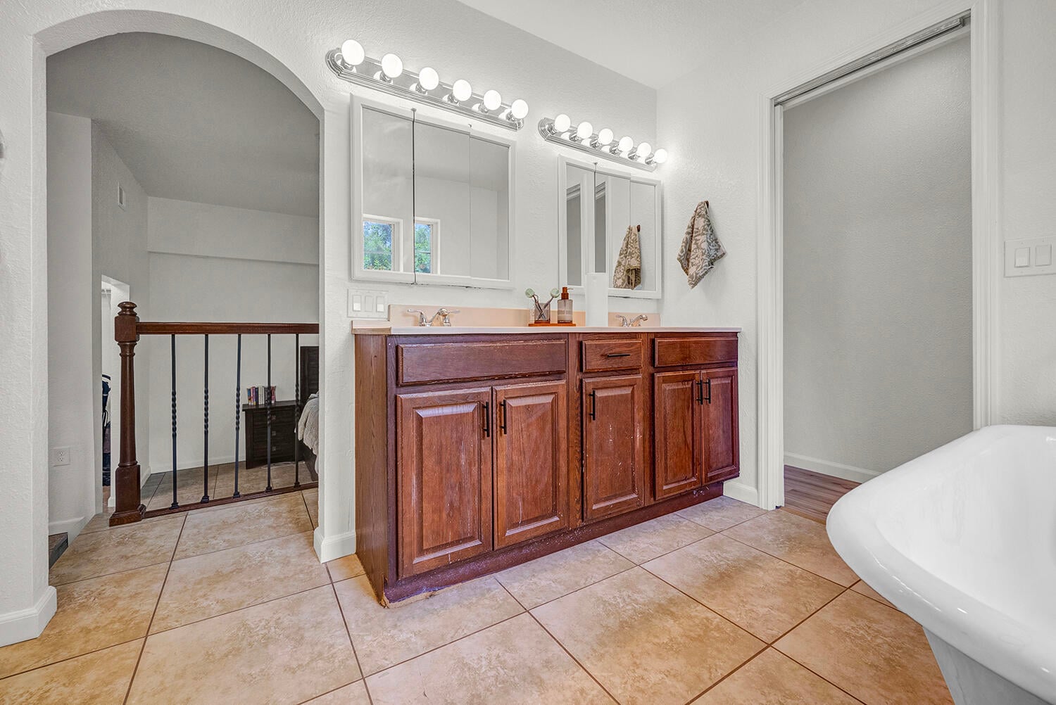 Residence photo 32