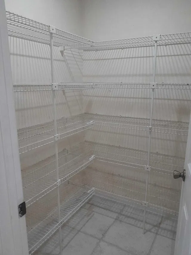  Unit 63 photo 9