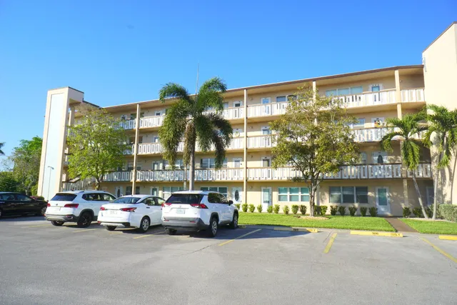  Residence photo 36