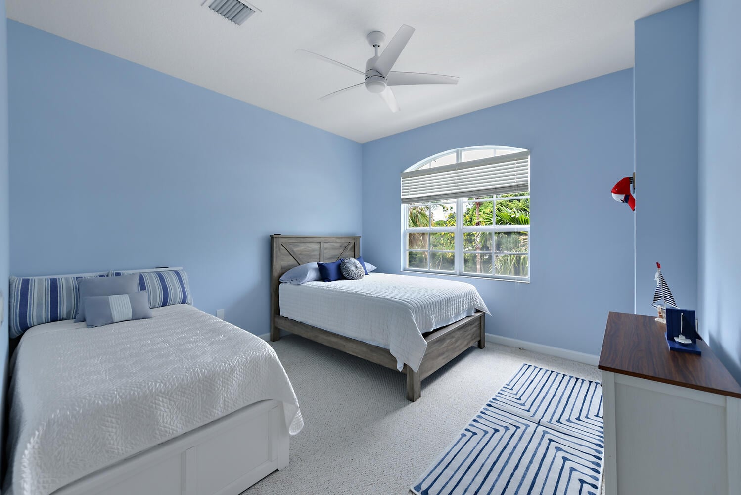 Residence photo 26