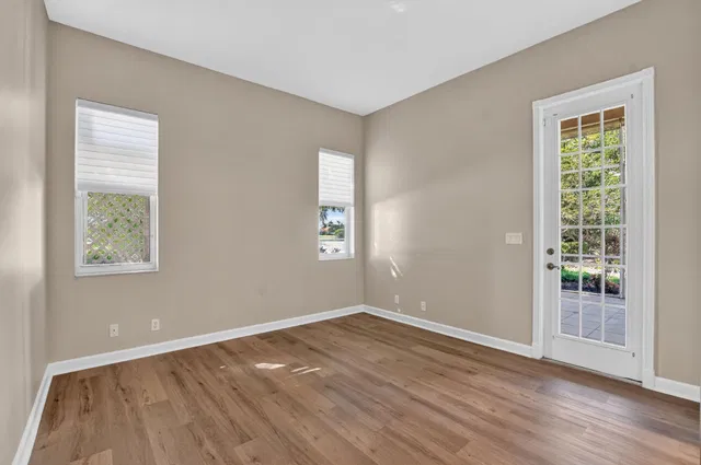 Residence photo 48