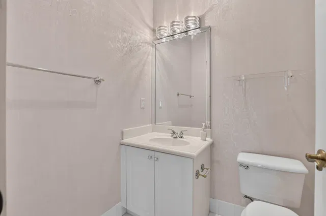 Residence photo 53