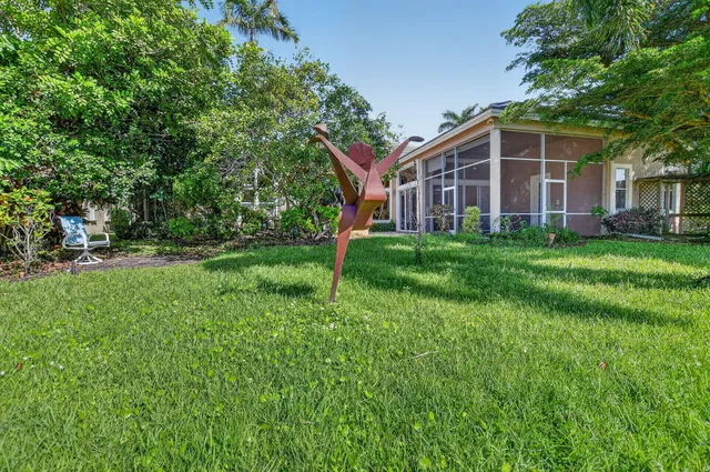 Residence photo 89