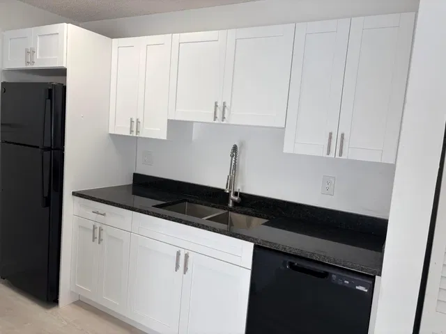 Unit M-207 photo 9