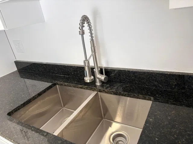 Unit M-207 photo 10