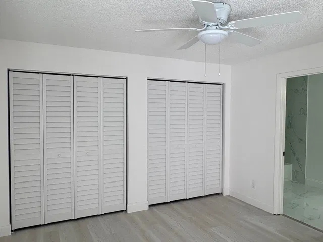 Unit M-207 photo 14
