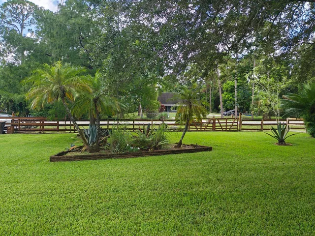 Residence photo 13