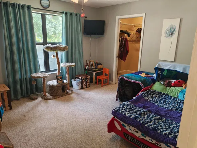 Residence photo 22