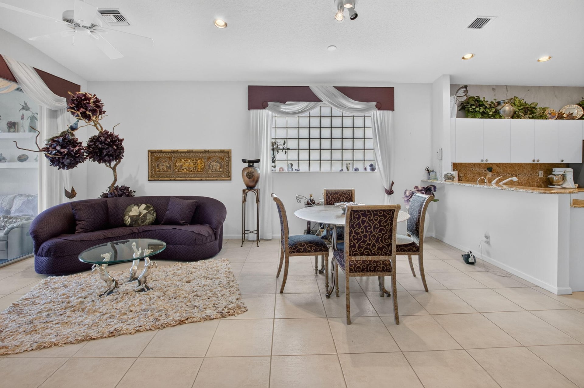 Residence photo 15
