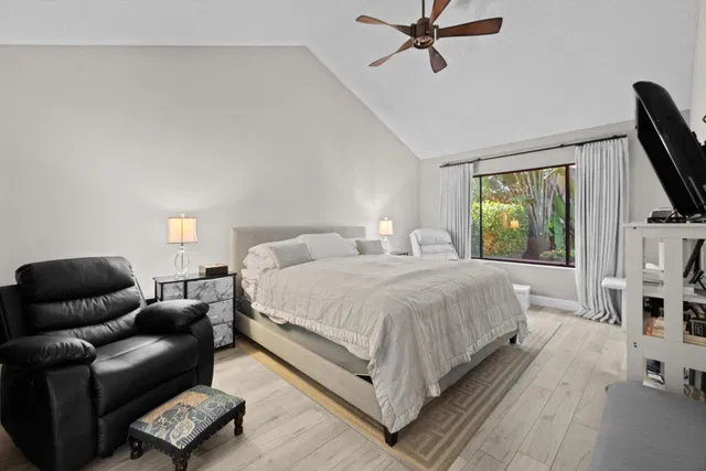 Residence photo 26