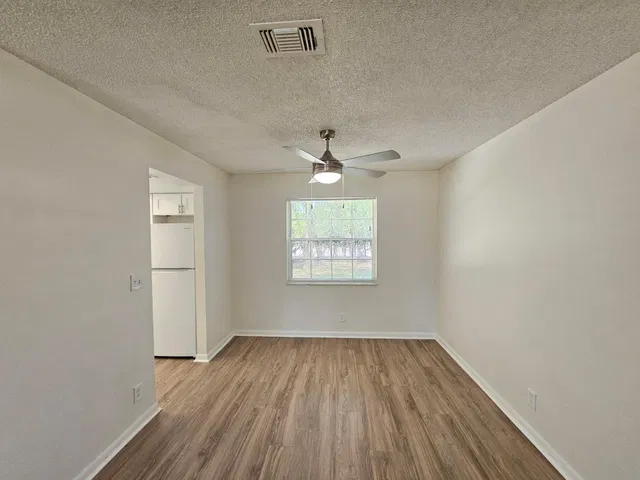Residence photo 7