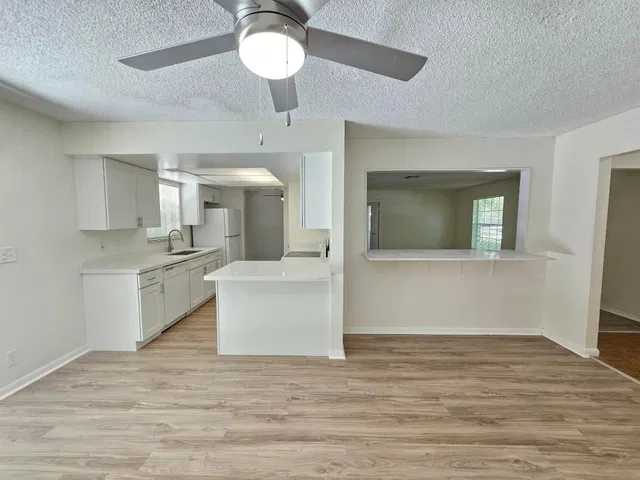 Residence photo 14