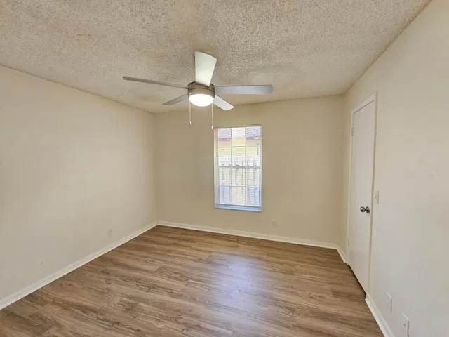 Residence photo 29