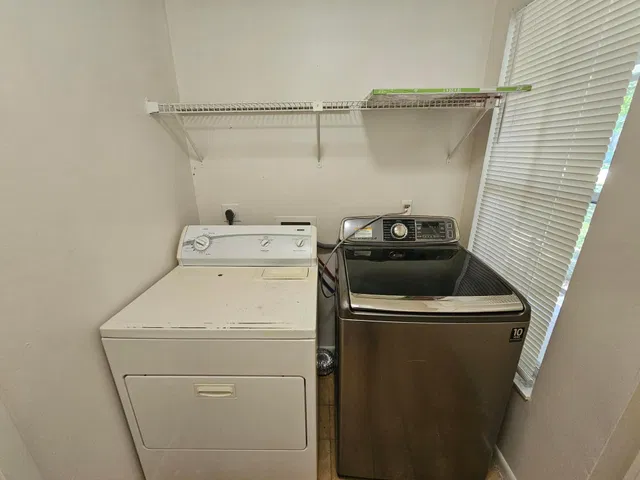 Residence photo 31