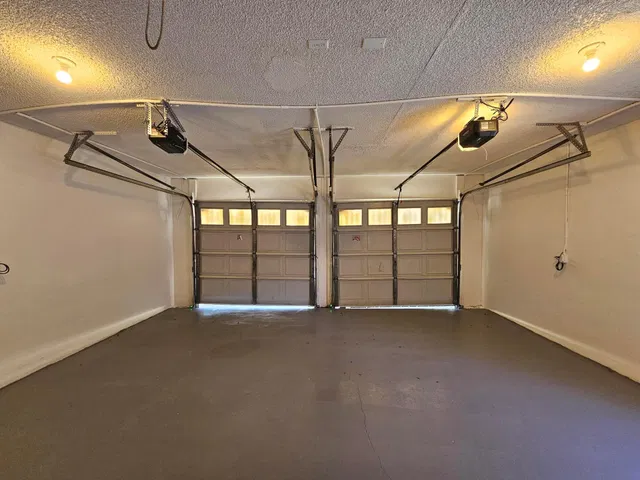 Residence photo 32