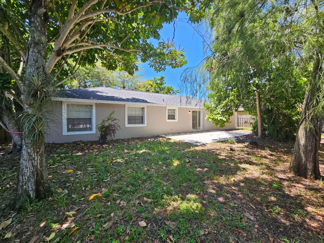 Residence photo 35