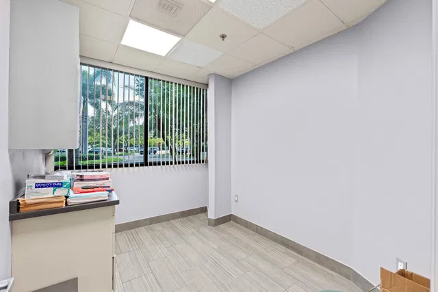 Residence photo 23