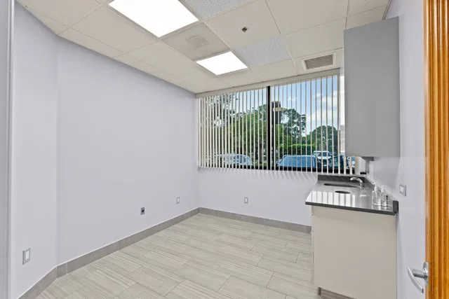 Residence photo 29