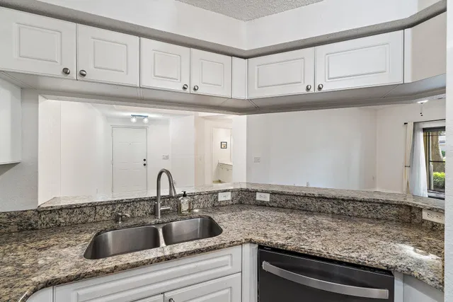 Unit 106 photo 24