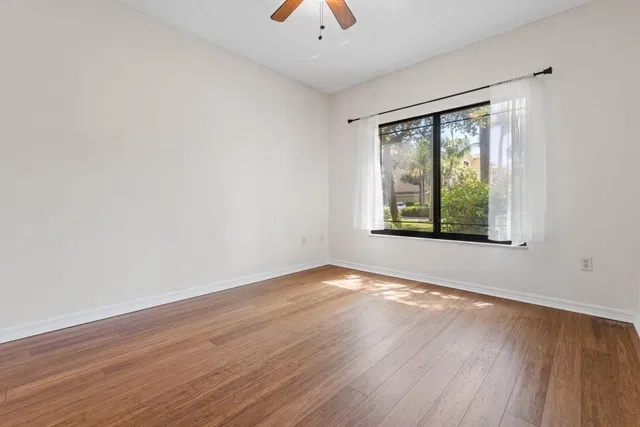 Unit 106 photo 26