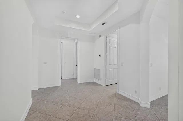 Residence photo 5