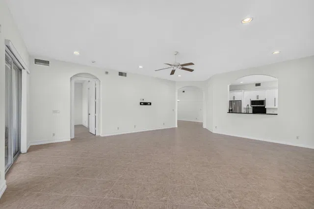 Residence photo 22