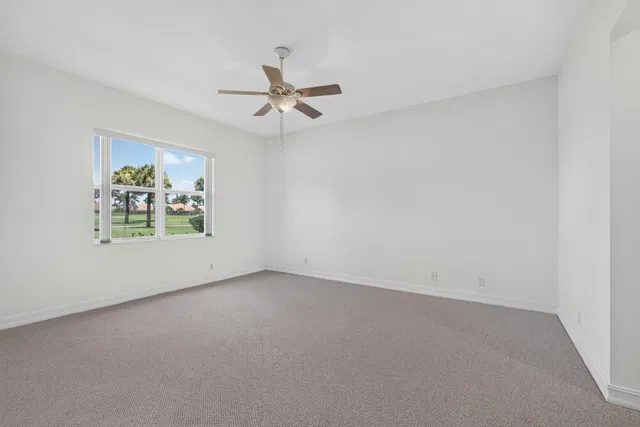 Residence photo 26