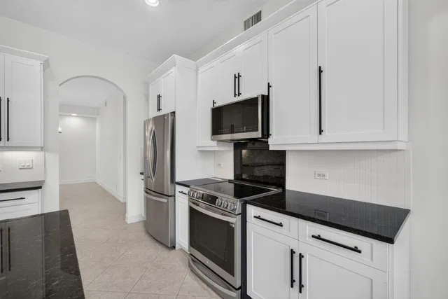 Residence photo 71