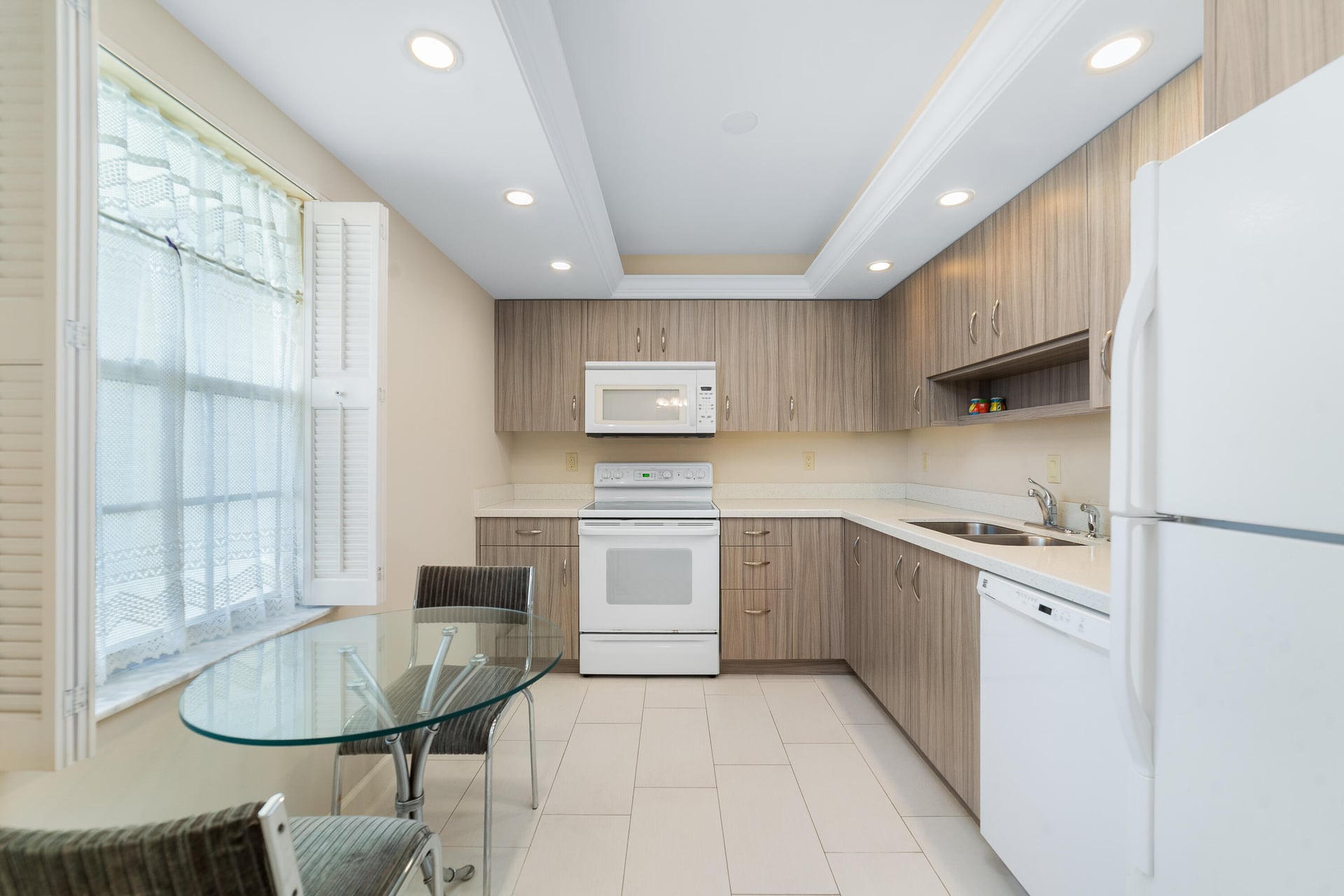 Singer Island Unit 407 photo 2