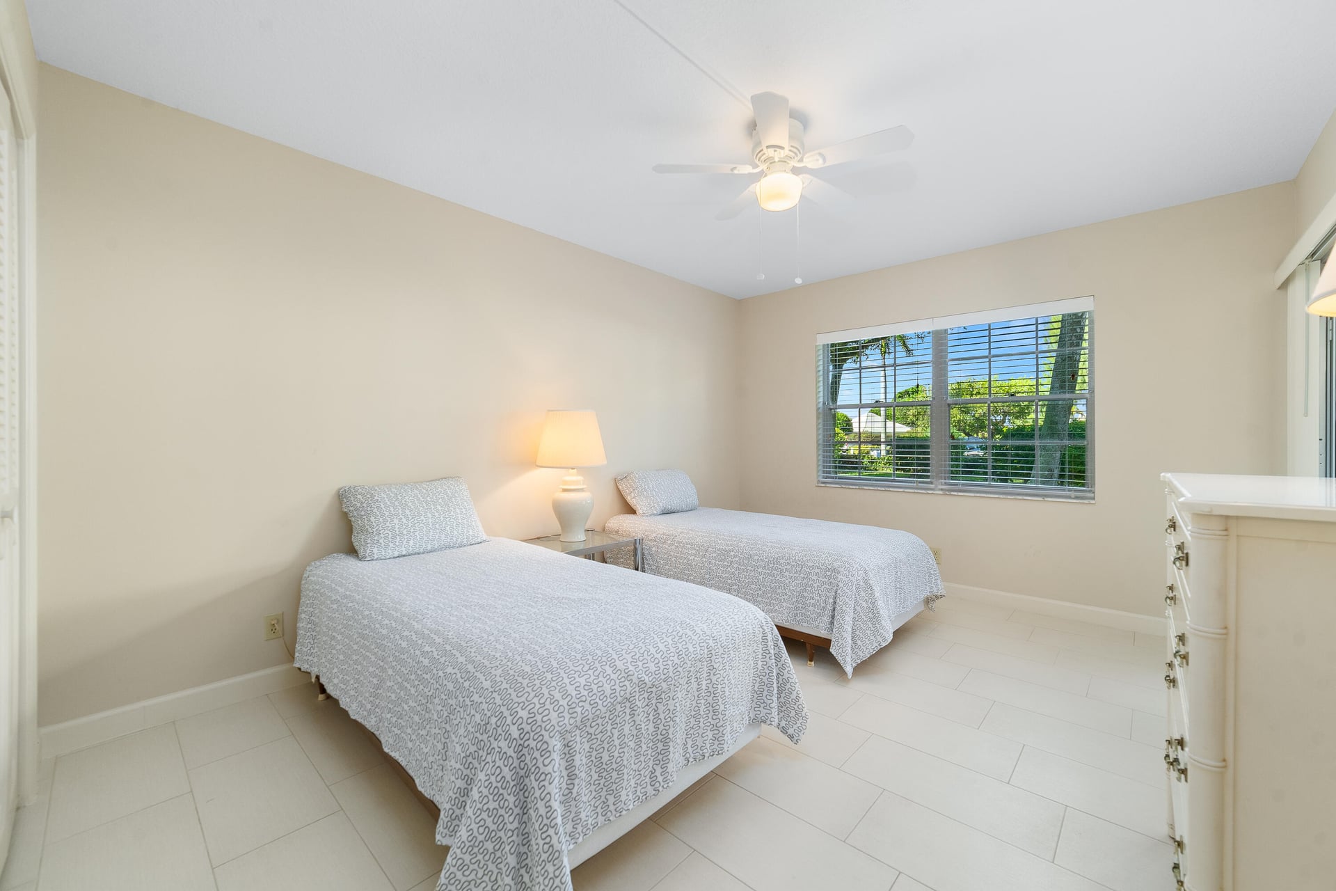 Singer Island Unit 407 photo 12