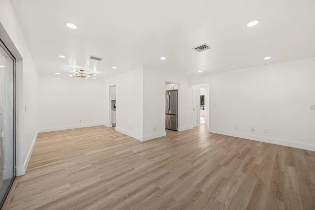 Residence photo 8