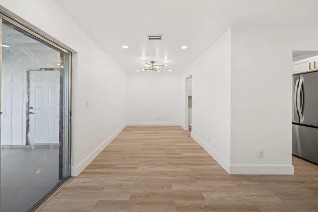 Residence photo 11