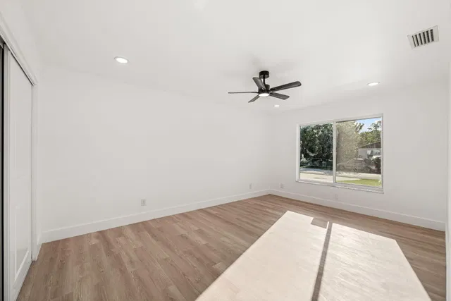 Residence photo 13